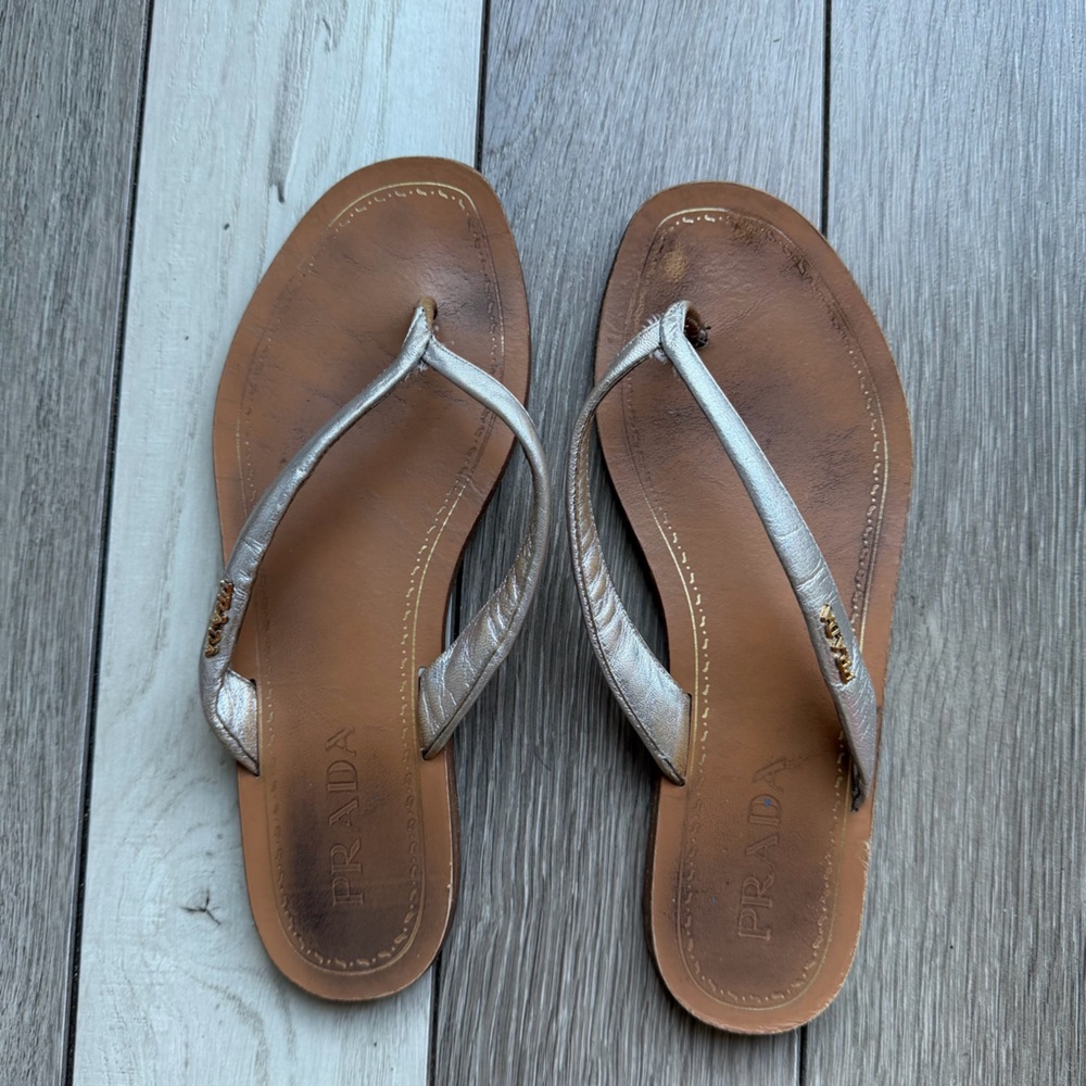 Prada Women's Sandals with Silver Straps and Brown Soles - Picture 5 of 10
